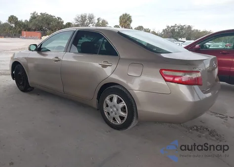 2009 Toyota Camry z USA, uszkodzony, nr VIN 4T1BE46K49U295681